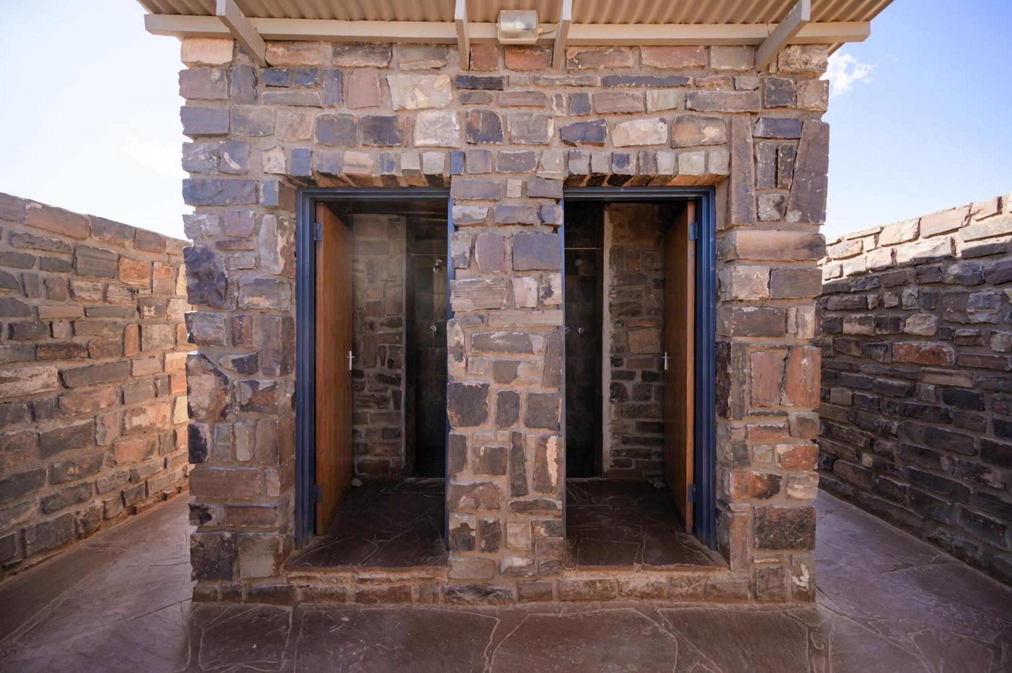 Fish River Canyon Canyon Roadhouse Campsite חדר תמונה